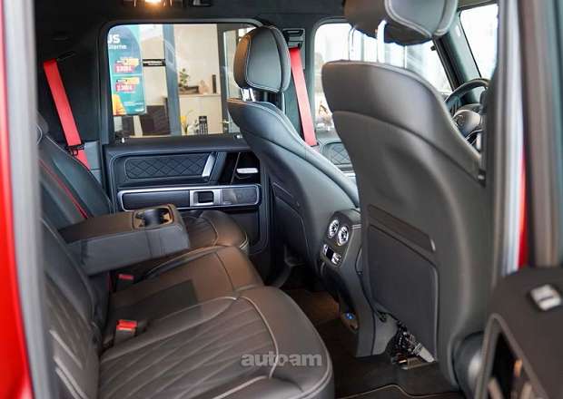 Mercedes-Benz G 500