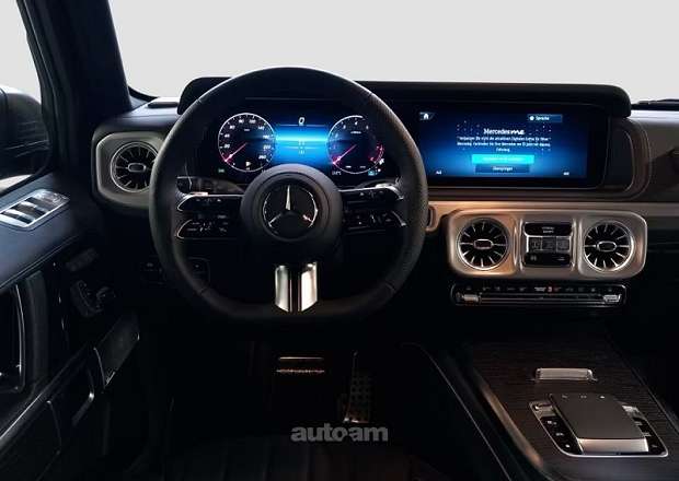 Mercedes-Benz G 500