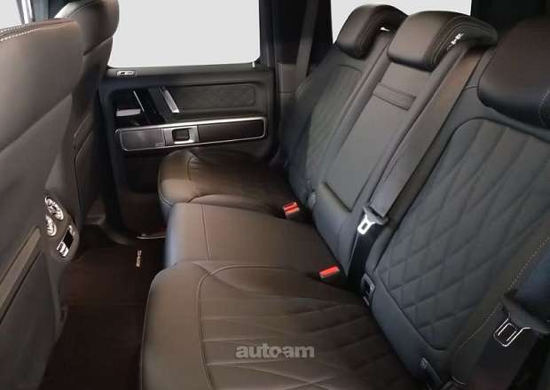 Mercedes-Benz G 500