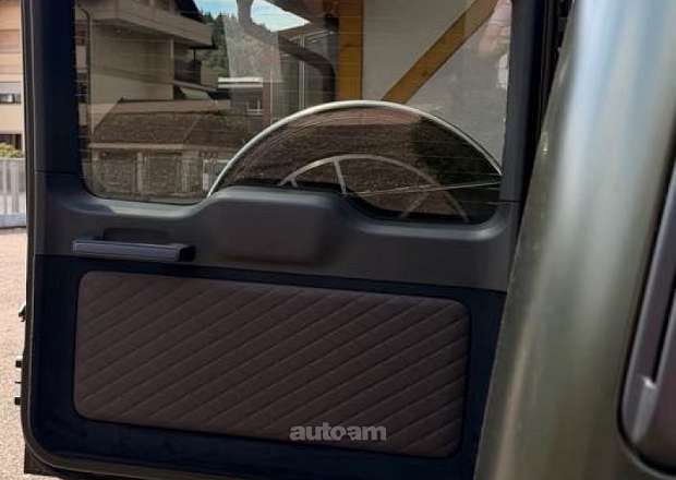 Mercedes-Benz G 500
