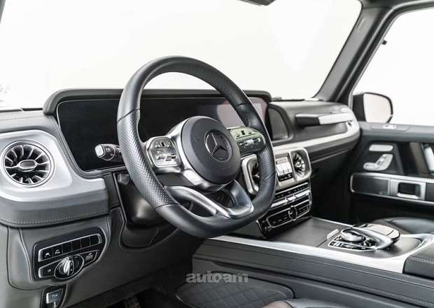 Mercedes-Benz G 500