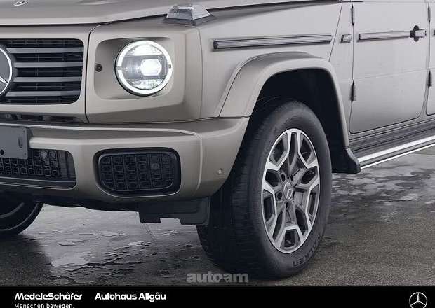 Mercedes-Benz G 500