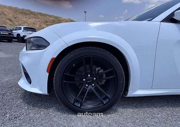 Dodge Charger 2022 — լուսանկար 5