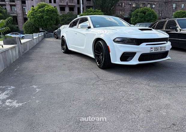 Dodge Charger 2022 — լուսանկար 8