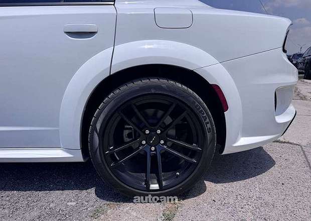 Dodge Charger 2022 — լուսանկար 6