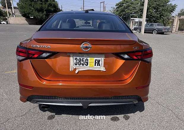 Nissan Sentra 2022 — լուսանկար 8