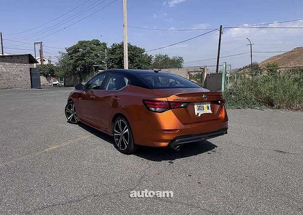 Nissan Sentra 2022 — լուսանկար 4