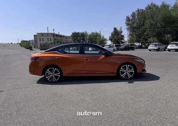 Nissan Sentra 2022 — լուսանկար 5