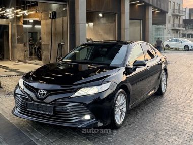 Toyota Camry  2018 