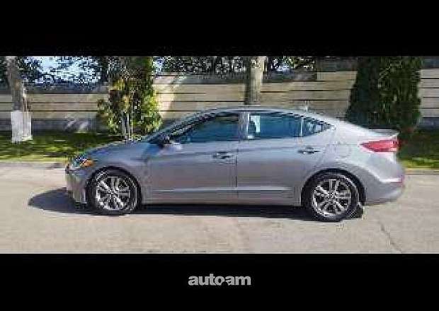 Hyundai Elantra 2017 — photo 2