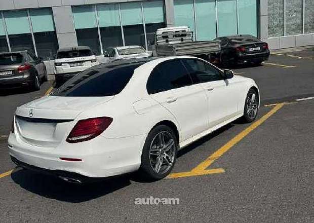Mercedes-Benz E 350 2018 — լուսանկար 9