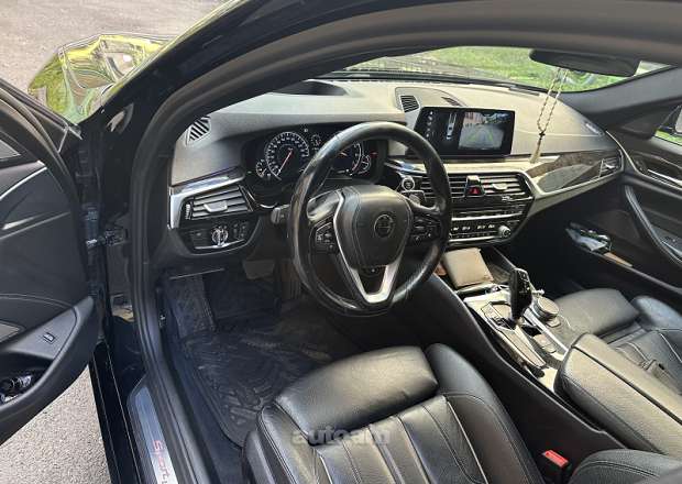 BMW 530