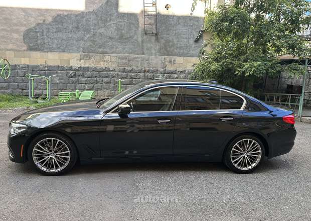 BMW 530