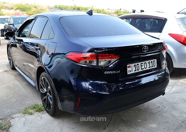 Toyota Corolla 2023 — լուսանկար 15