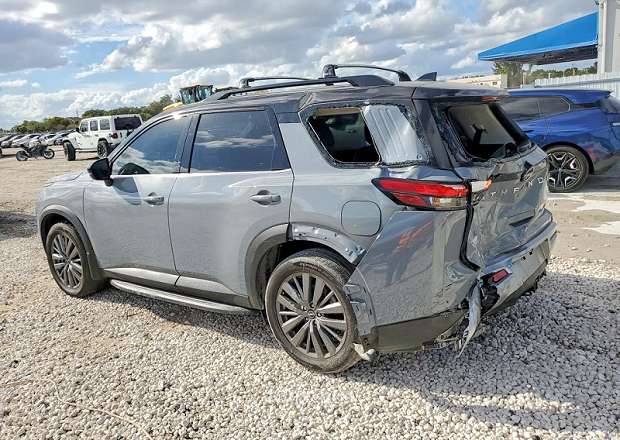 Nissan Pathfinder