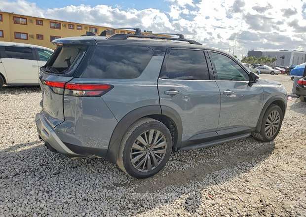 Nissan Pathfinder