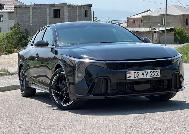 Kia K4