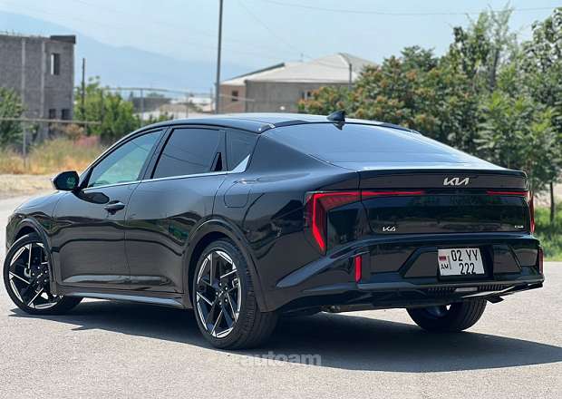 Kia K4