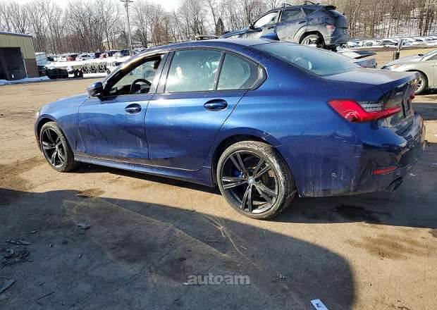 BMW 330