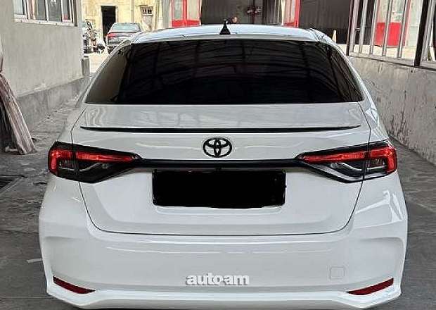 Toyota Corolla 2023 — լուսանկար 10