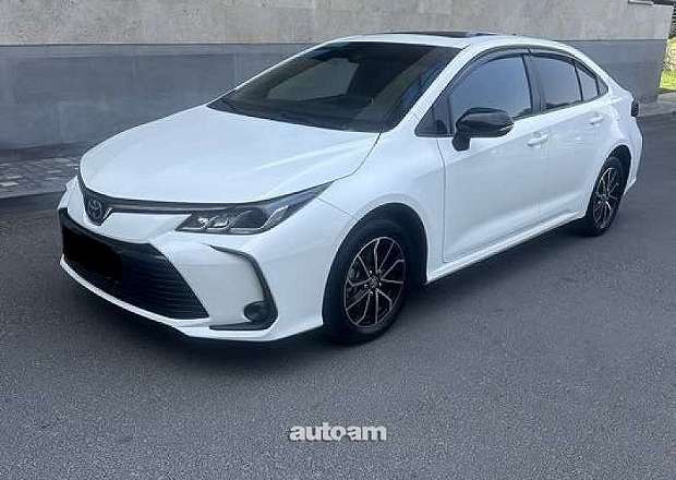 Toyota Corolla 2023 — լուսանկար 5