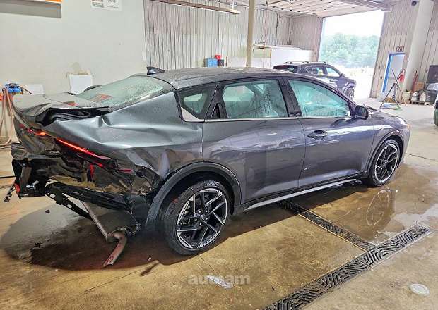 Kia K4