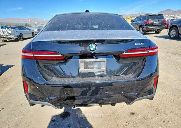 BMW 530