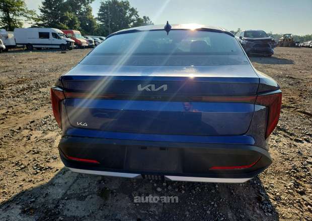 Kia K4