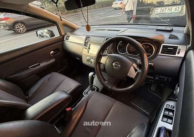 Nissan Tiida 2006 — լուսանկար 7