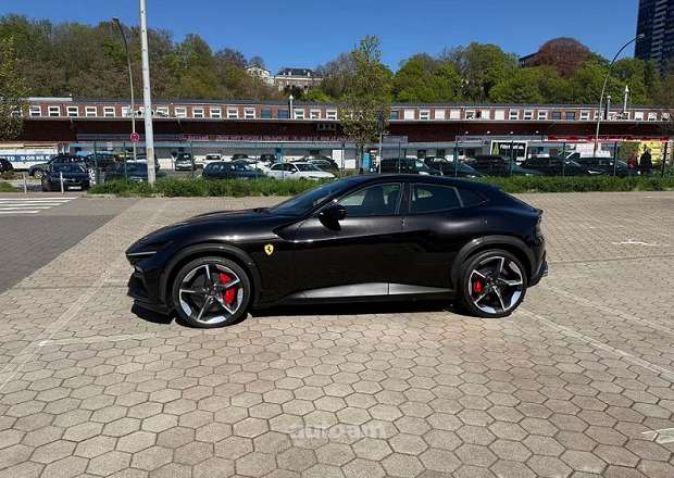 Ferrari Purosangue