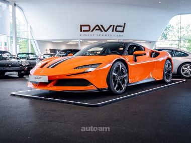 Ferrari SF90  2021 