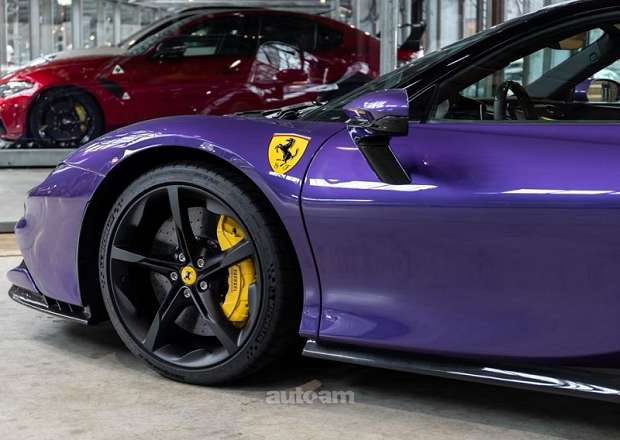 Ferrari SF90
