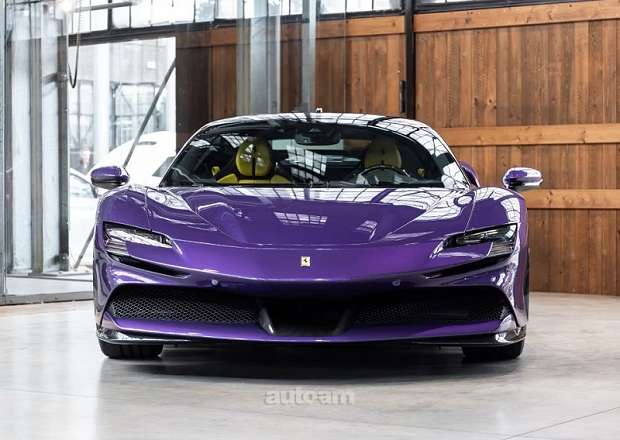 Ferrari SF90