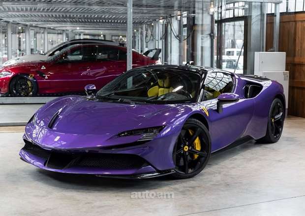 Ferrari SF90