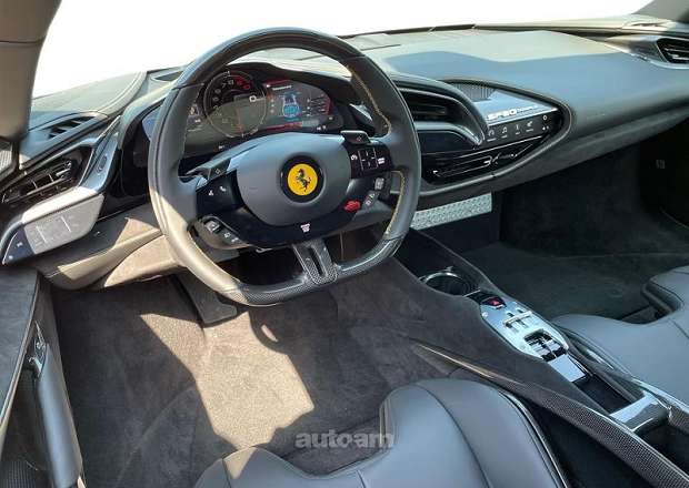 Ferrari SF90