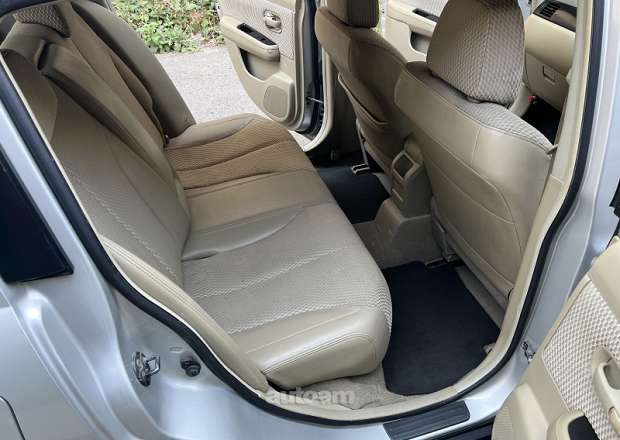 Nissan Tiida 2008 — լուսանկար 5