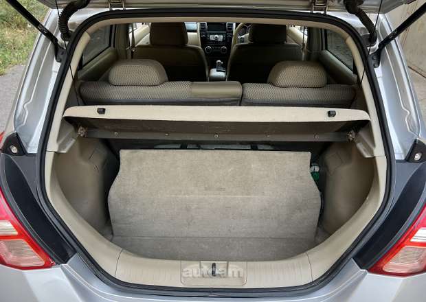 Nissan Tiida 2008 — լուսանկար 4