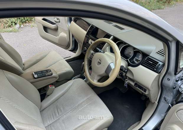 Nissan Tiida 2008 — լուսանկար 6