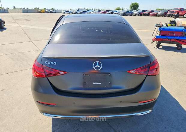 Mercedes-Benz C 300