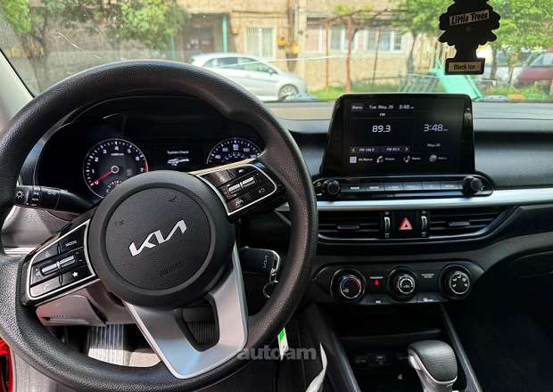 Kia Forte 2022 — photo 8