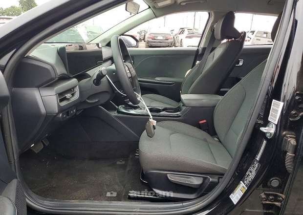 Kia K4