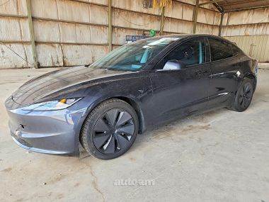 Tesla Model 3  2024 