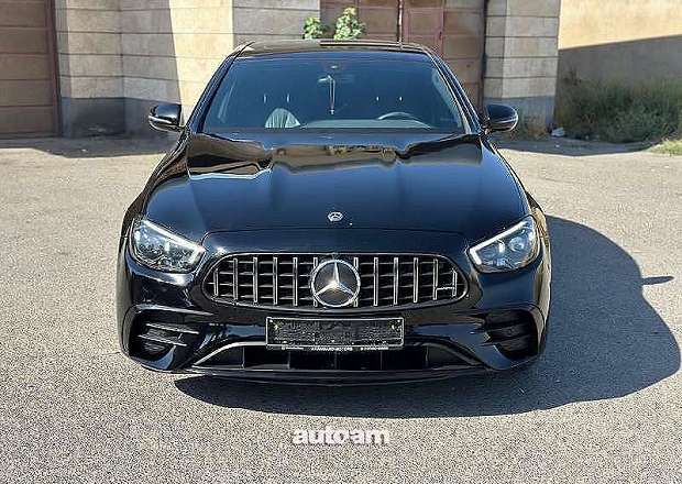 Mercedes-Benz E 300