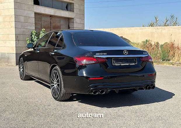 Mercedes-Benz E 300