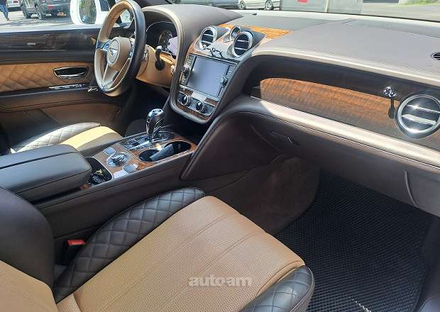 Bentley Bentayga 2018 — լուսանկար 4
