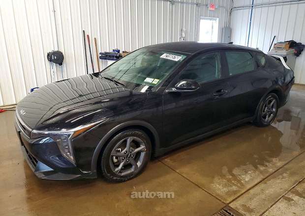 Kia K4