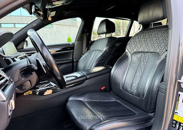 BMW 750 2021 — photo 8
