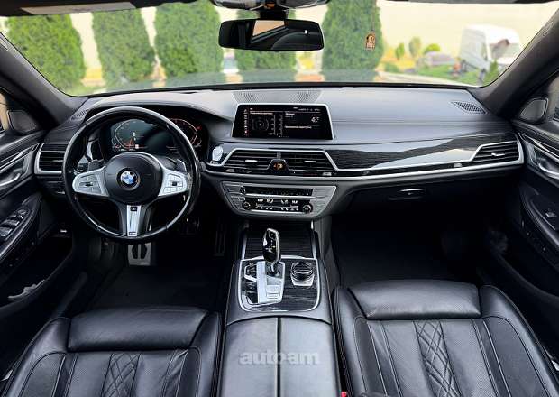 BMW 750 2021 — photo 13