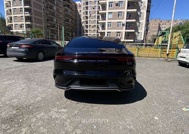 BYD Han EV