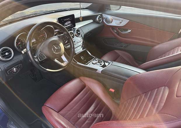 Mercedes-Benz C 300